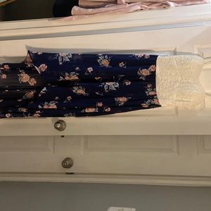 Juniors medium dress. High to low style. Only worn once for Easter